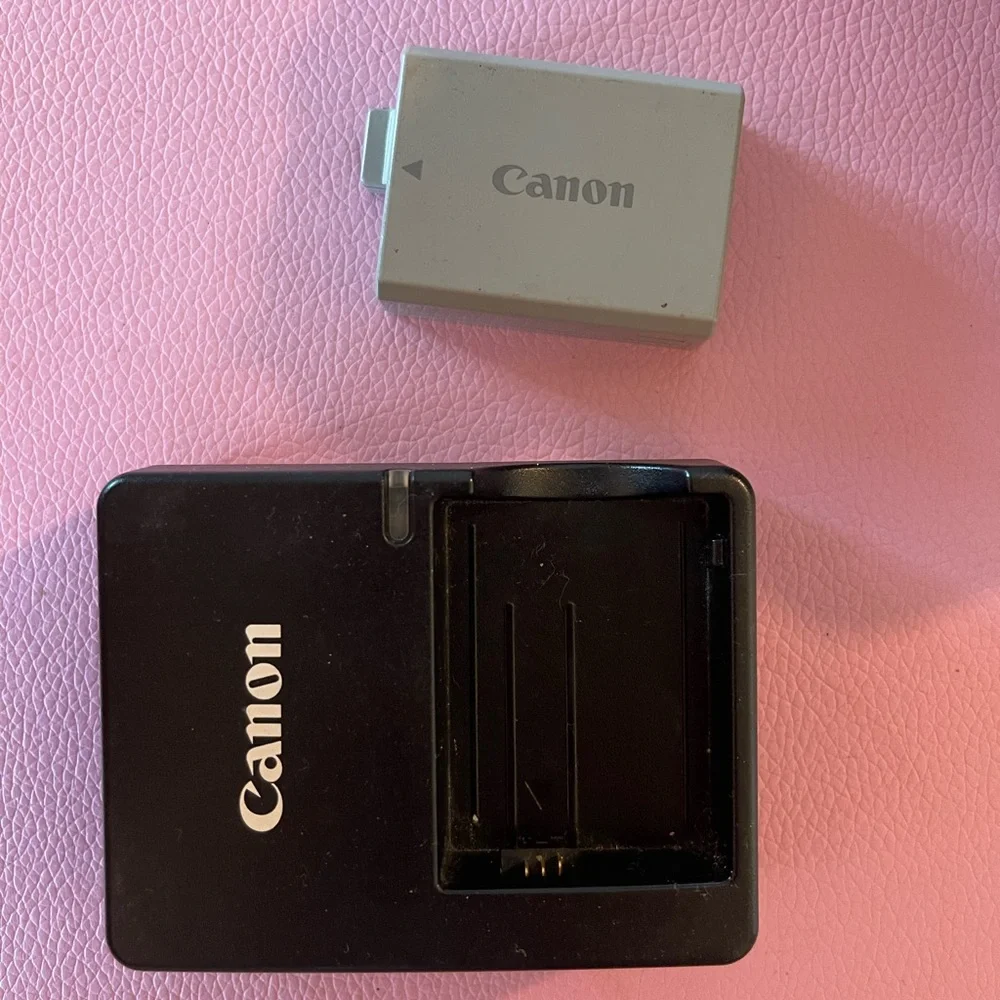 Canon EOS Kiss X3 Digital Camera